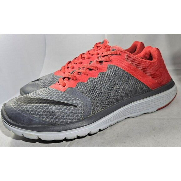 Nike Men's FS Lite Run 3 Grey/Red/White Running Sneaker Size 11 W/ Flaw See Pic - Picture 2 of 14